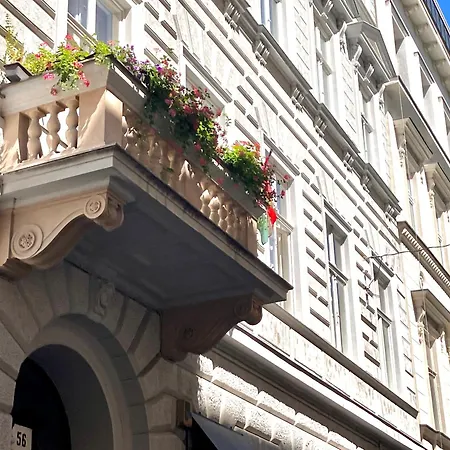 Paulay Design شقة