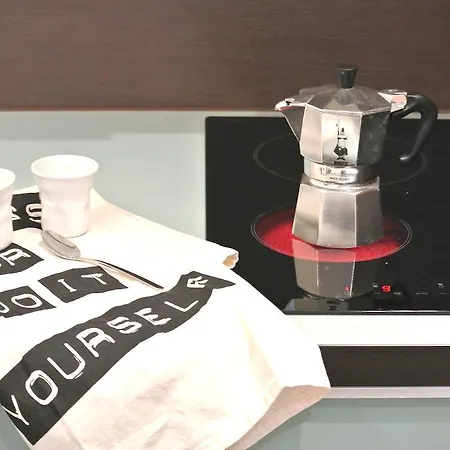 شقة Paulay Design